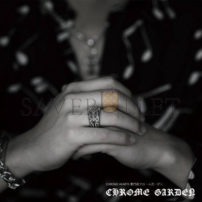 Ch**me He**ts dagger ring