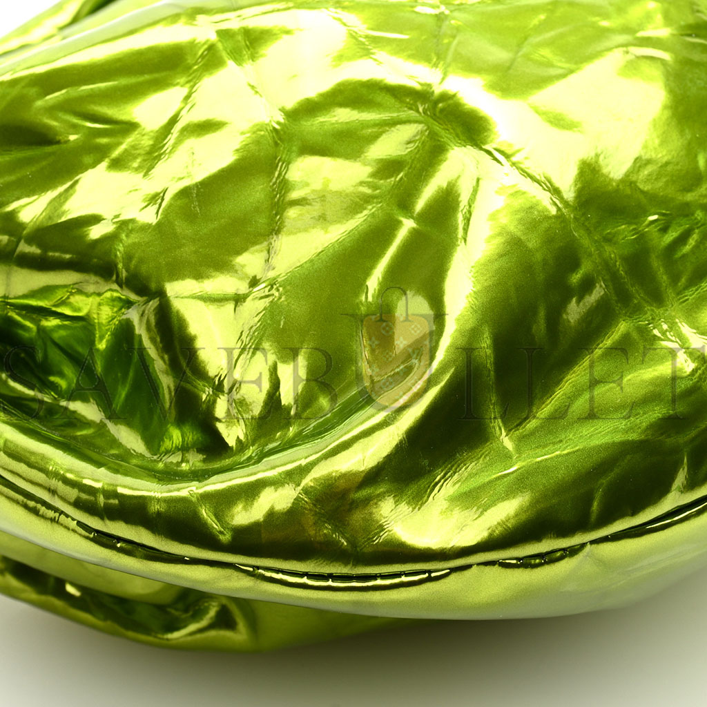 bo*te*ga Ve*ne*ta metallic crushed calfskin mini jodie chlorophyll (26*13*5cm)