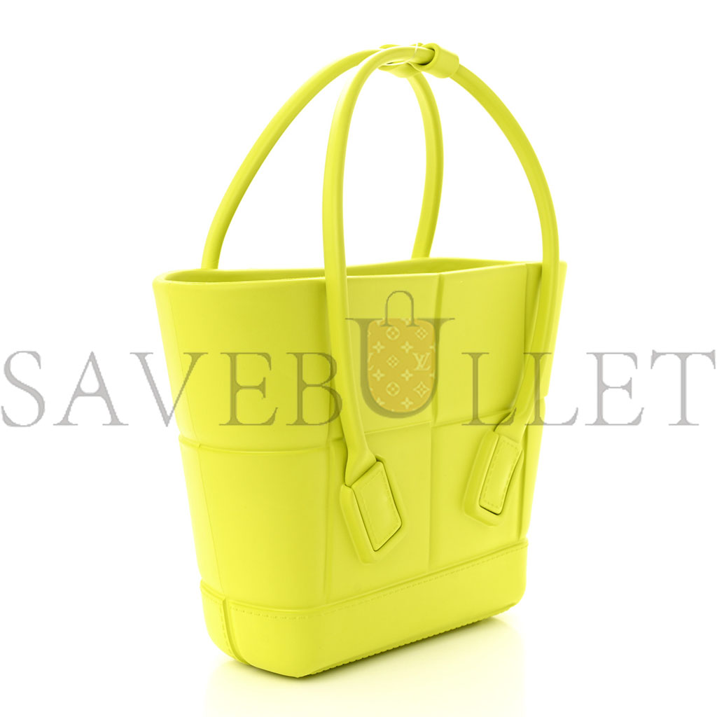 bo*te*ga Ve*ne*ta rubber maxi intrecciato mini arco kiwi green (21*18*8cm)