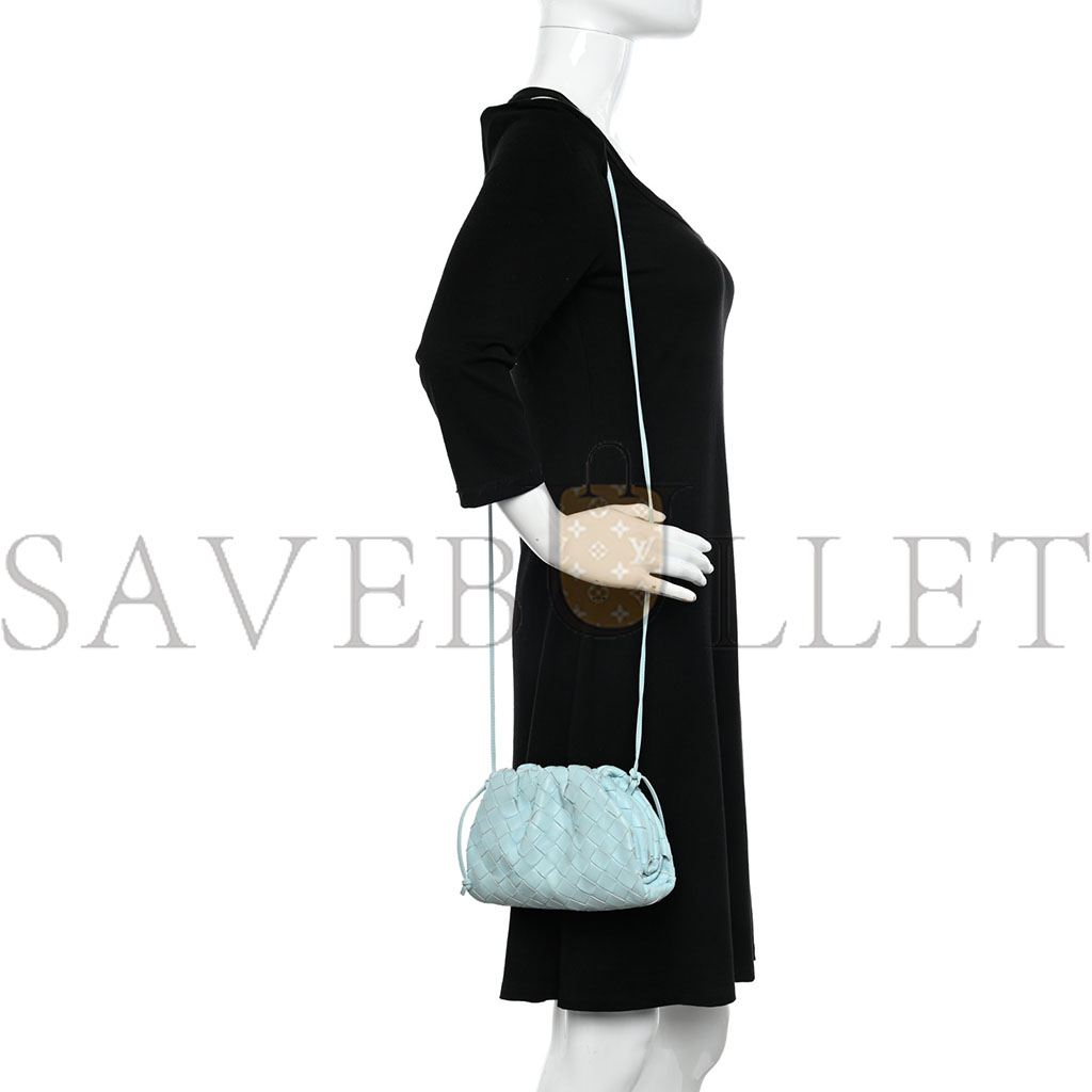 bo*te*ga Ve*ne*ta nappa intrecciato the mini pouch ice (20*13*5cm)