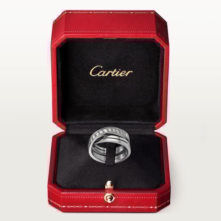 Ca*t*er etincelle de Ca*t*er ring b4095800