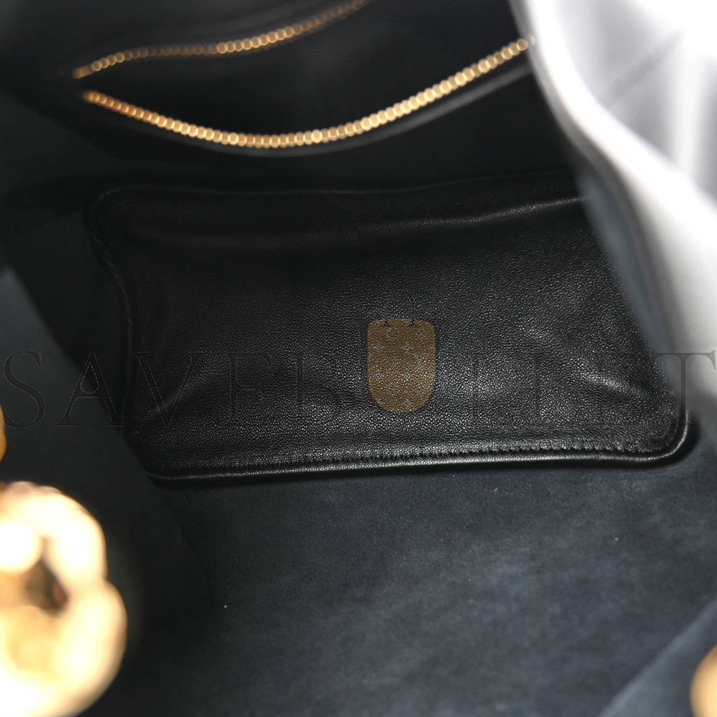 l*ew* nappa medium squeeze bag black (29*20*11cm)