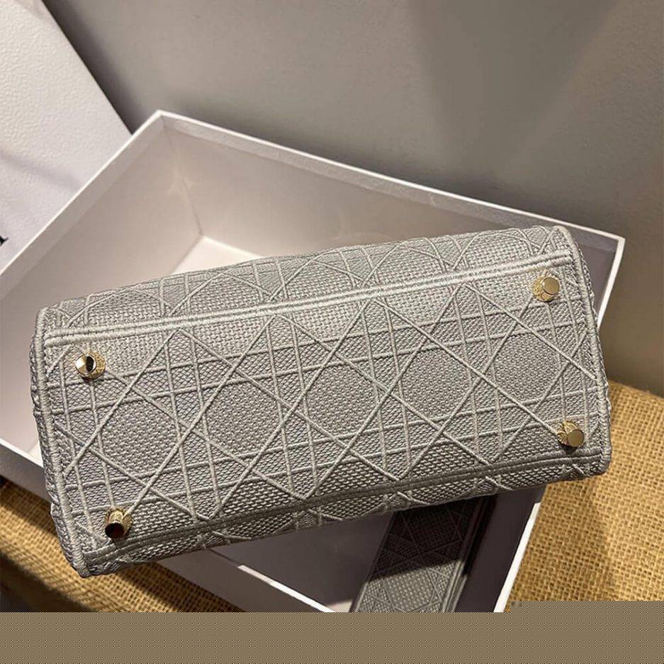 D*or medium lady d-lite bag m0565orey_m950 (24cm*20cm*11cm)