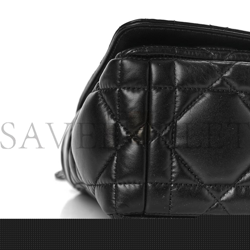 D*or calfskin macrocannage medium caro bag black (26*15*9.5cm)